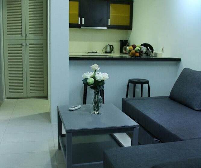 פנסיון Vivian Art Apartments