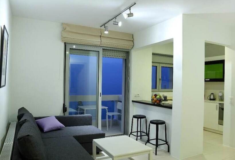 פנסיון Vivian Art Apartments