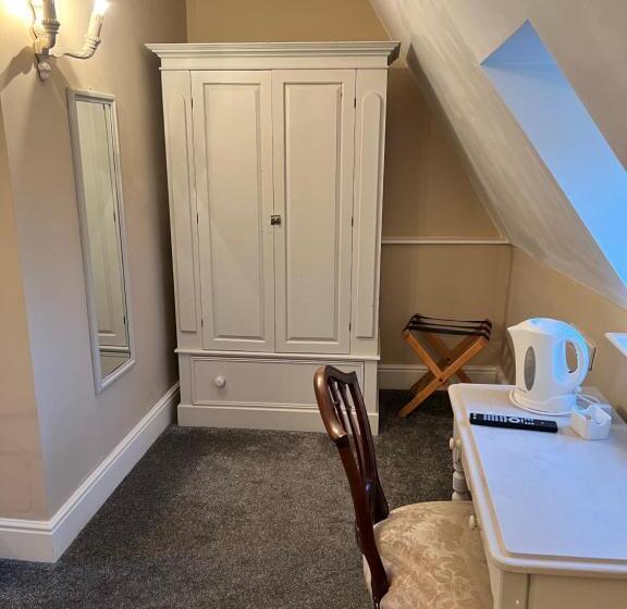 膳宿费 The White Horse, Empingham