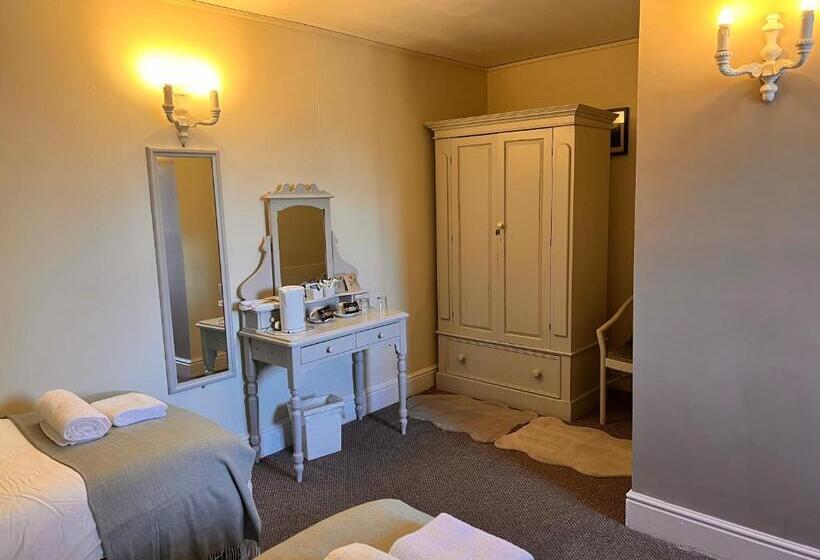 膳宿费 The White Horse, Empingham