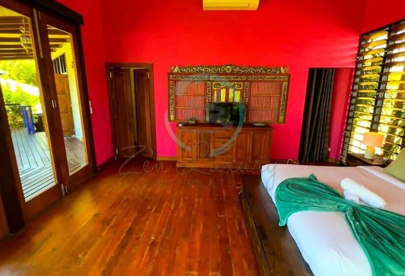 بنسيون Zenhouse Nightcliff   6br Tropical Oasis