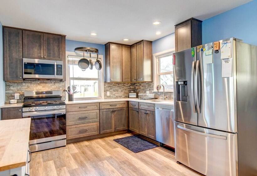 Pet Friendly Denver Home: Walk To Restaurants