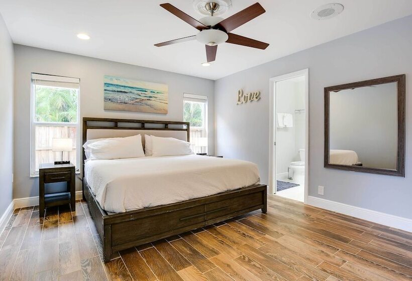 Pet Friendly Paradise W/ Pool ~ 6 Mi To Beach!