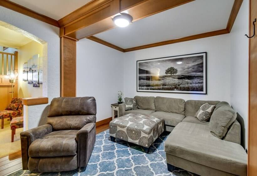 Port Angeles Home: 7 Mi To Olympic Natl Park!