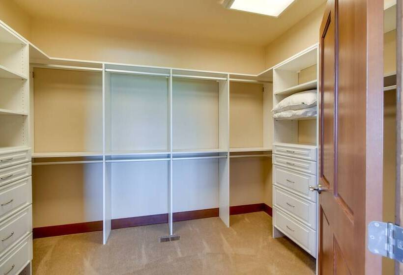 Port Angeles Home: 7 Mi To Olympic Natl Park!