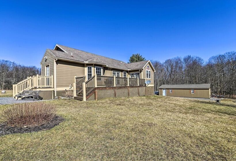 Private Family Home W/ Deck, Porch + Forest Views!