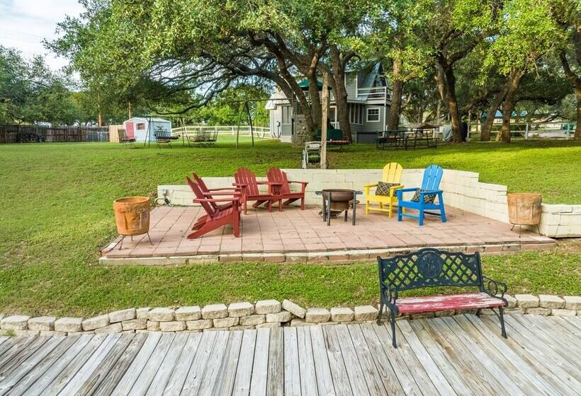 Red Bird Cabin Studio Retreat