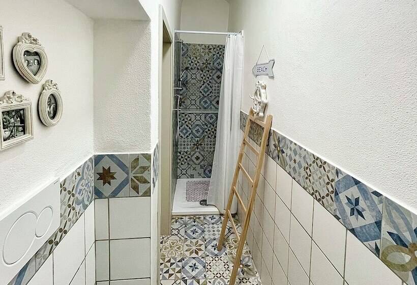 Rezidans Charming, Spacious 3 Bedroom Townhouse