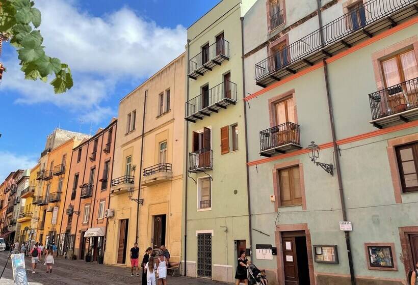 Rezidans Charming, Spacious 3 Bedroom Townhouse