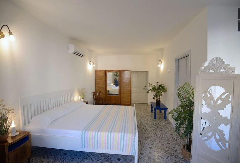 Rezidans Charming, Spacious 3 Bedroom Townhouse