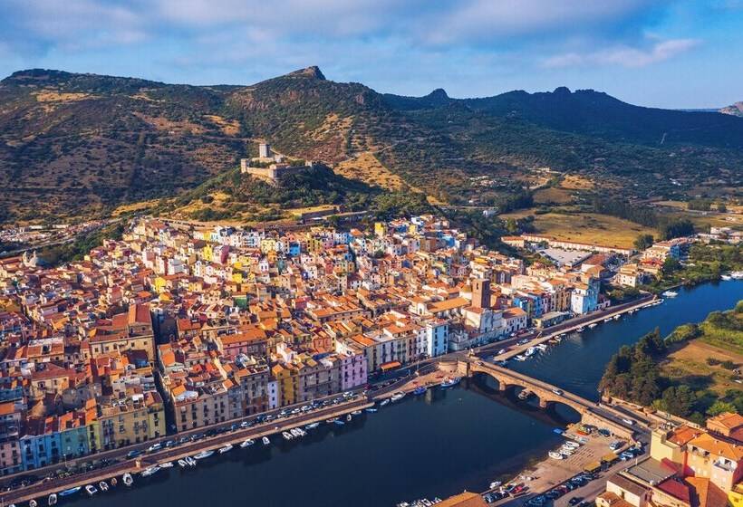 Rezidans Charming, Spacious 3 Bedroom Townhouse