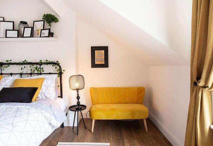 住所 Luxurious 4 Bedroom Home On Trendy Ormeau, Belfast