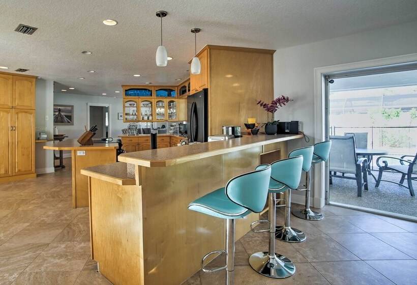 Riviera Beach Home W/ Pool   Walk To Beaches!