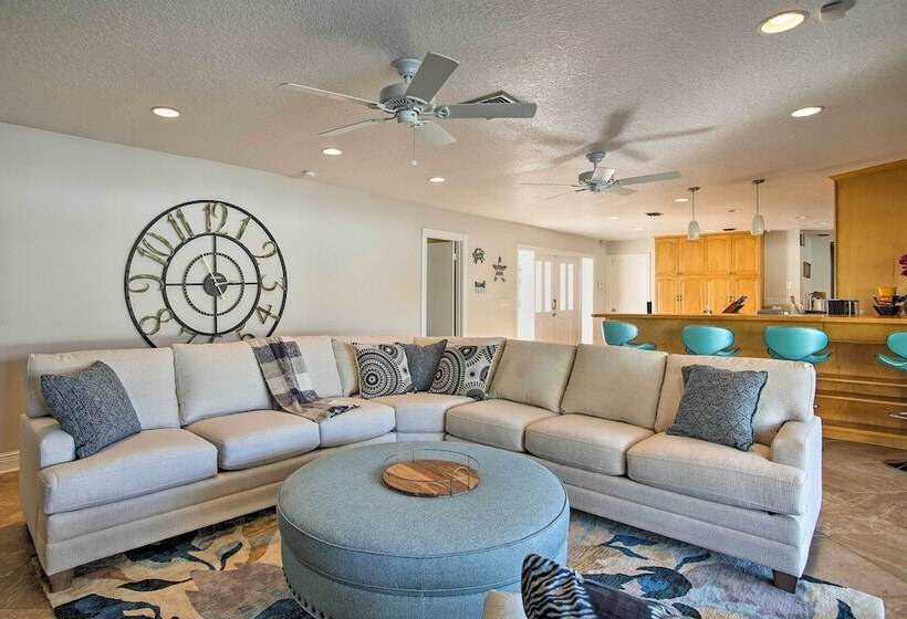 Riviera Beach Home W/ Pool   Walk To Beaches!