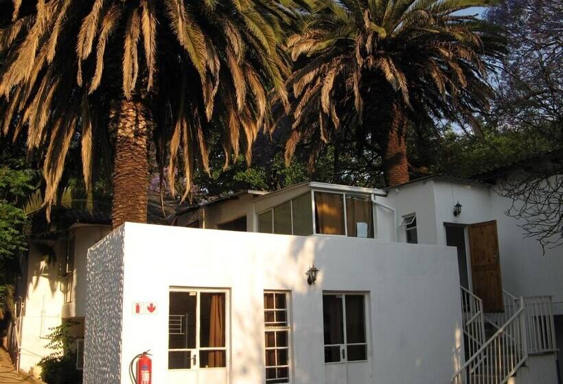 Rosebank Boarding Hostel