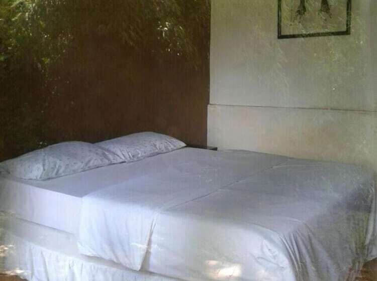 Rosebank Boarding Hostel