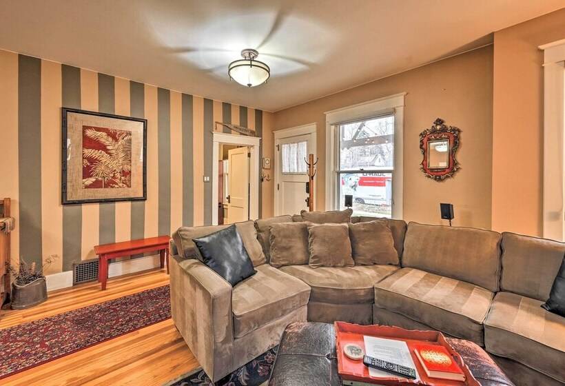 Walk To Wash Park: Spacious Denver Home Base