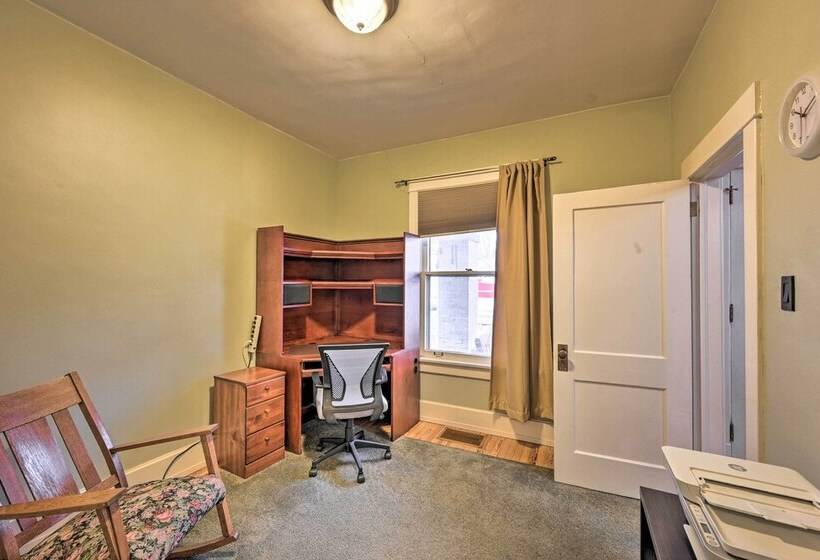 Walk To Wash Park: Spacious Denver Home Base