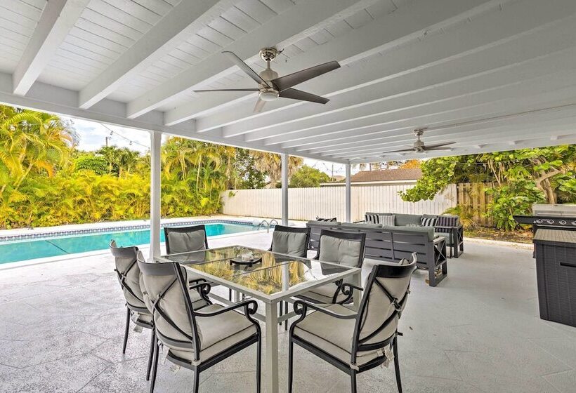 Spacious Lake Worth Escape < 3 Mi To Beach!