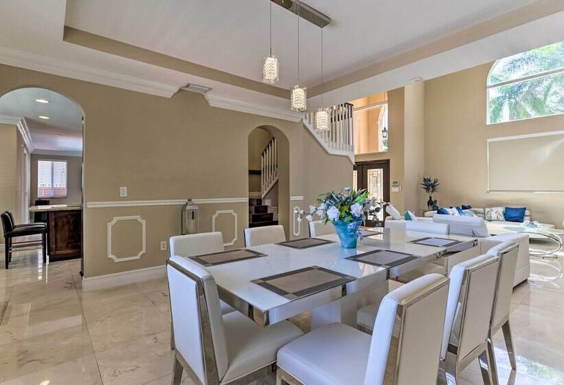 Spacious Miami Retreat W/ Grill, Pool & Dock!