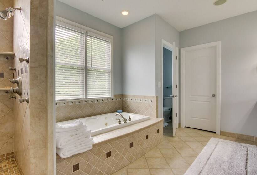 Ocean City Home W/ Fire Pit & Grill: Walk To Beach