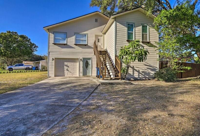 St Petersburg Hideaway W/ Fire Pit & Grill!