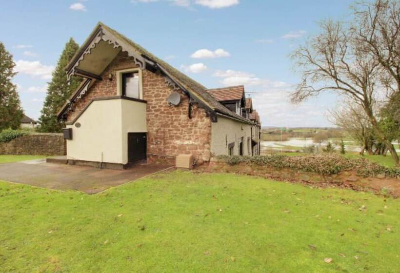 Stable Cottage