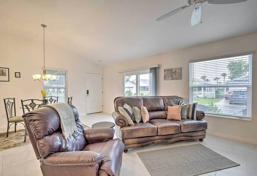 Sun Soaked Retreat In The Villages W/ Grill!