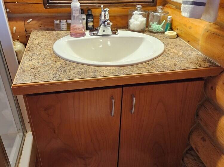 The Peacemaker Cabin