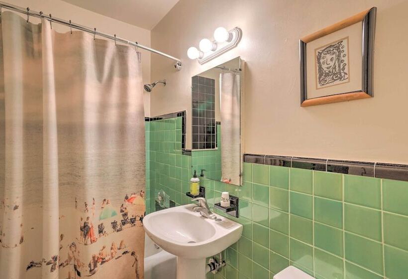 Tranquil West Palm Beach Getaway: Walk To Beach!