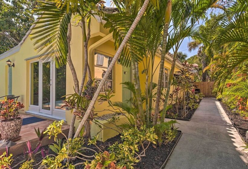 Tranquil West Palm Beach Getaway: Walk To Beach!
