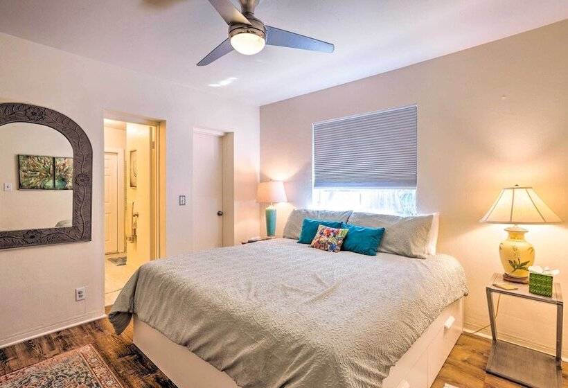 Tranquil West Palm Beach Getaway: Walk To Beach!