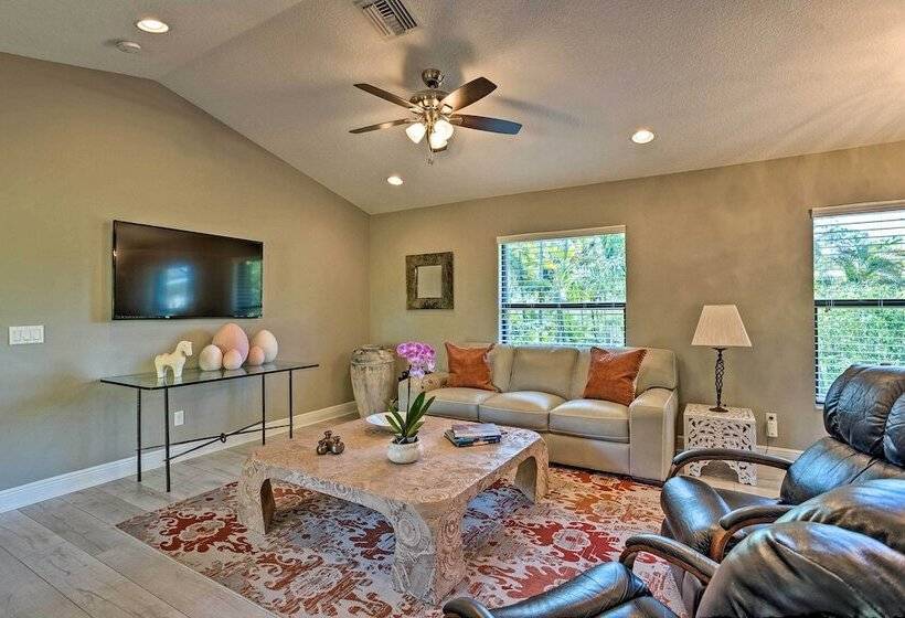 Jupiter Cottage W/ Patio, Gas Grill & Fire Pit!