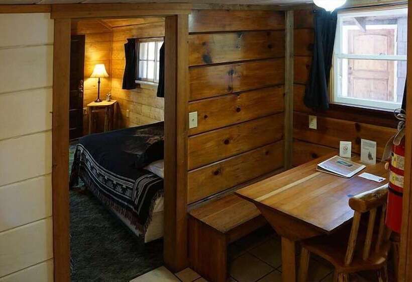 Union Creek Resort