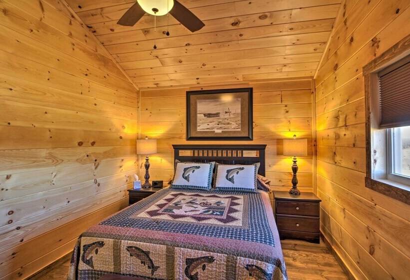 Valley View Cabin  Near Branson & Table Rock Lake