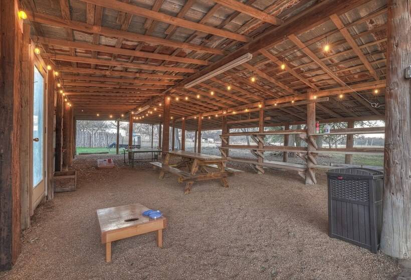 Waylons House Hot Tub Shared Party Barn With Games