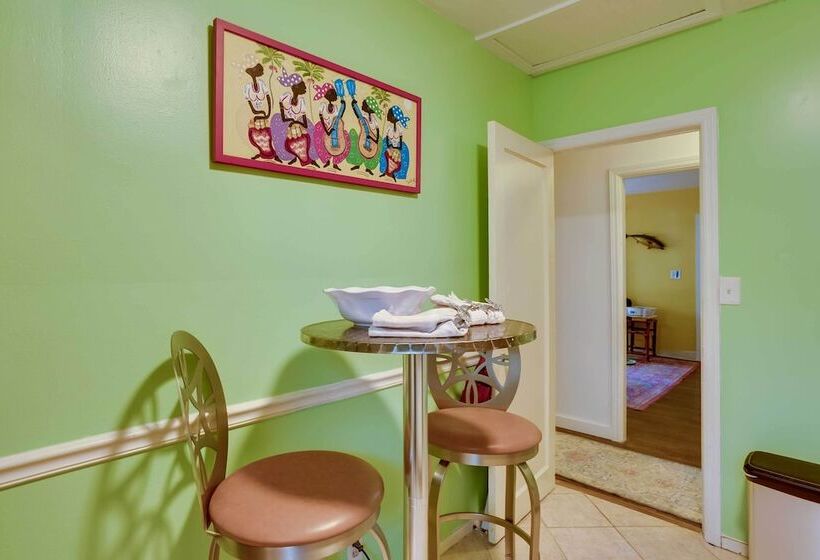 West Palm Beach Home W/ Fenced In Yard & Deck!