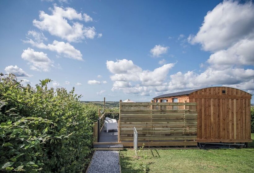 Willows Rest   1 Bed Shepherd S Hut   Pentlepoir