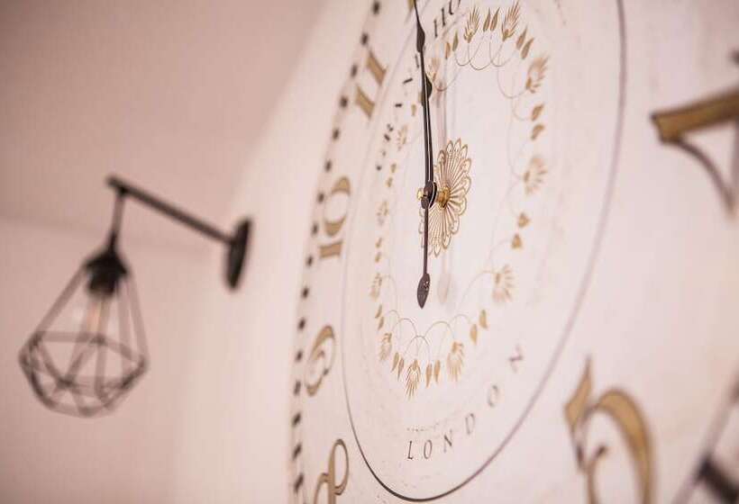 هاستل Lx Center Chiado