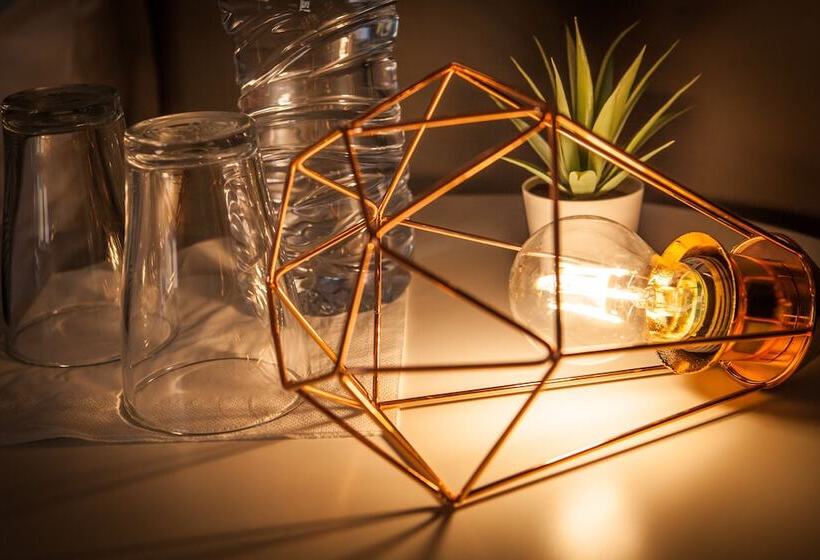 هاستل Lx Center Chiado