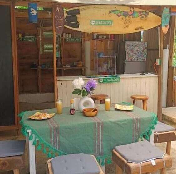 تختخواب و صبحانه Mar De Fondo