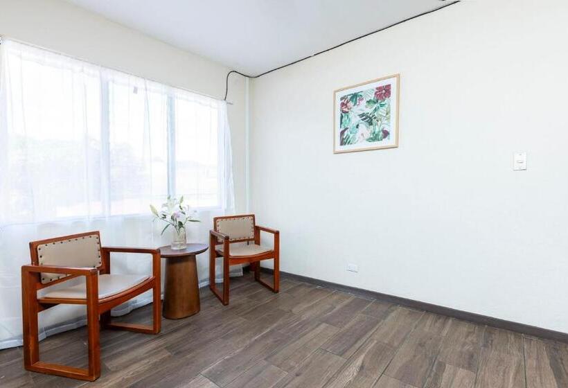 تختخواب و صبحانه Cata Bed Breakfast