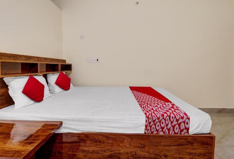 酒店 Collection O Preethi Boarding & Lodging