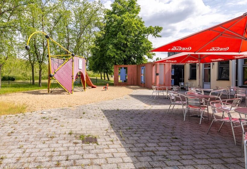 ホテル Dresdner Tor Süd