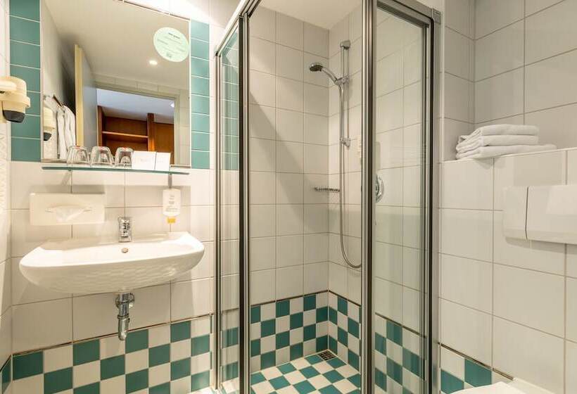 ホテル Dresdner Tor Süd