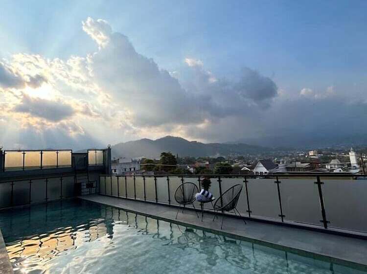 فندق Gendhis Batu Boutique