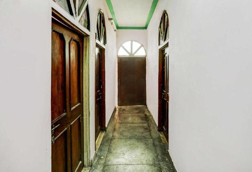 בית מלון כפרי Oyo Flagship Veer Guest House