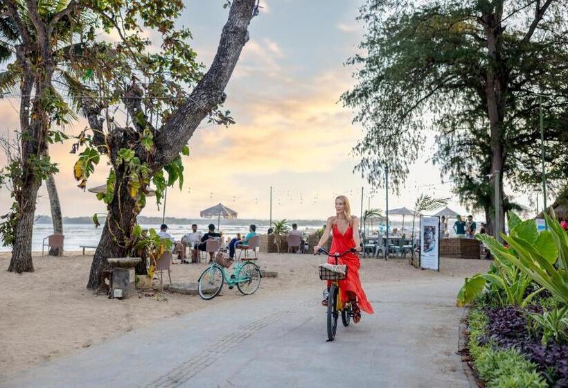 فندق Sumitra Luxury Villas A Pramana Experience