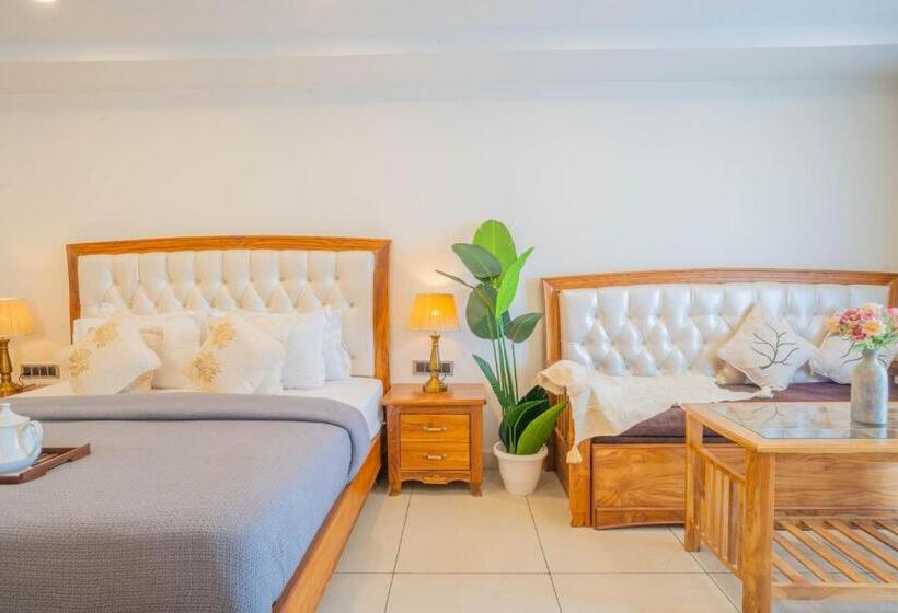 فندق Perfectstayz Mokshada Suites