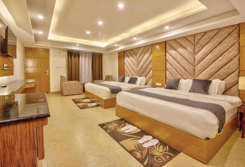 Отель The Shivalaya Retreat A River Side Resort